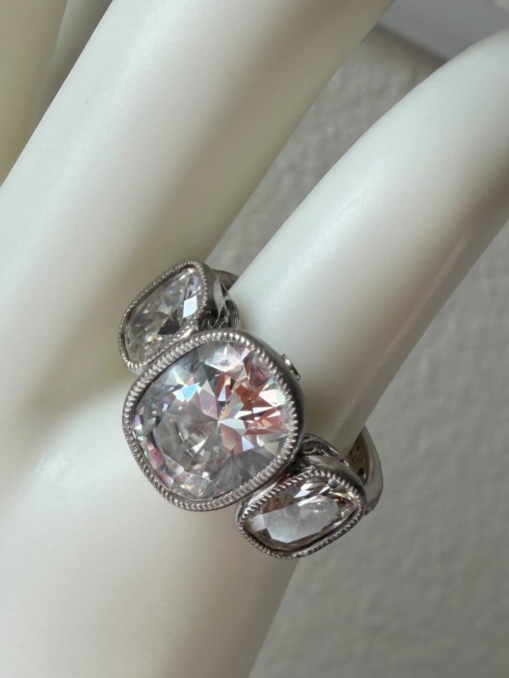 Vintage Jean Dousset Heirloom 925 CZ 3-Stone Mill-grain Cushion Cut Ring - Picture 17 of 17